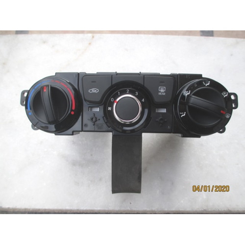 KALORİFER VE HAVALANDIRMA KONTROL PANELİ HYUNDAI İ20 2012-2014